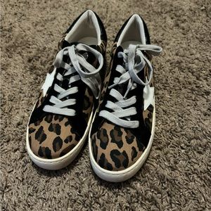Leopard Women’s Sneakers